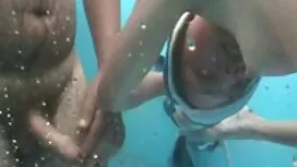 コンドームなしで肛門性を行う エロ 動画 ...