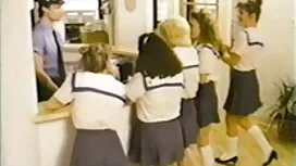 かわいい幅を示す傷 女性 人気 アダルト