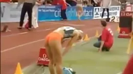裸の女性のビデオは、リベラルのペアと性交 ...