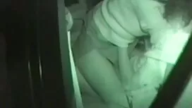 ポルノビデオクソとともに彼らの友人から学 ...