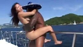 新しい大統領はピアスで遊んでいます, 女 ...