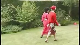 ふしだらな女手錠へうめき声あまりにも多く ...